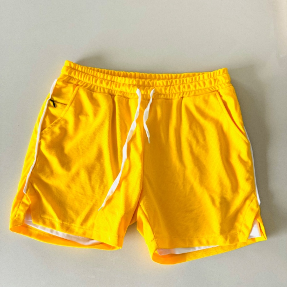 VINTAGE Gold Yellow Hot Mini White Mesh Lined Short Shorts Athleisure Gym Run M